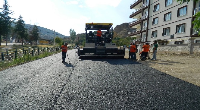 Yeni Yerleşim Yerleri Asfaltlanıyor