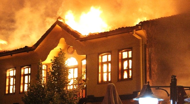 Tarihi Odunpazarı Evleri’nde yangın paniği
