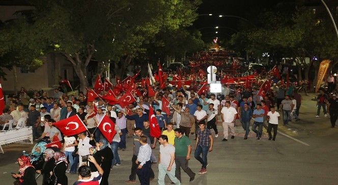 Karaman’da “Milli İradeye Saygı Yürüyüşü” yapıldı
