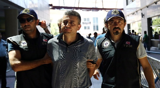 Mersin’de FETÖ/PDY davasında aranan eski istihbarat müdürü yakalandı