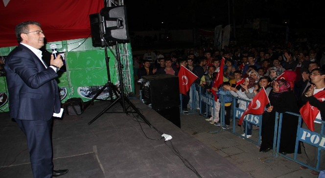 Yozgat’ta demokrasi nöbeti sürüyor