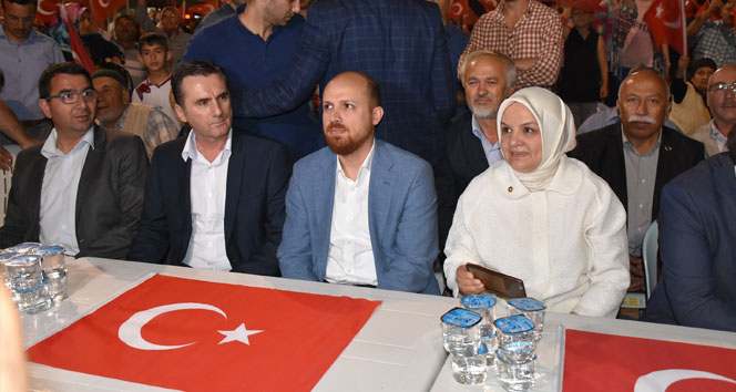 Bilal Erdoğan demokrasi nöbetine katıldı