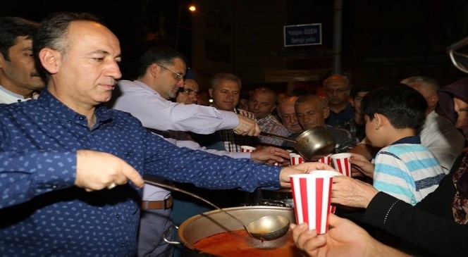 Kırıkkale’de halk milli iradeye sahip çıkıyor