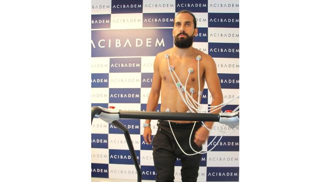 Eskişehirspor’da Erkan Zengin sağlık kontrolünden geçti