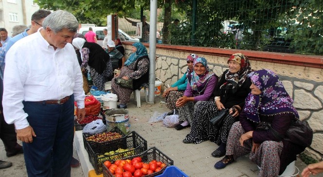 Başkan Karaosmanoğlu, Kandıra’da vatandaşlarla bir araya geldi