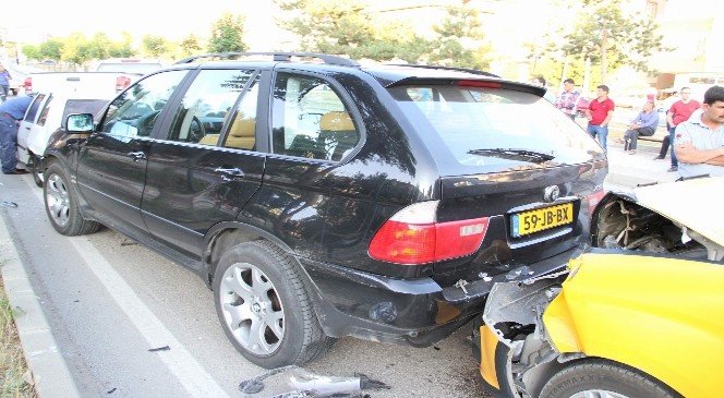 Yozgat’ta zincirleme trafik kazası: 3 yaralı