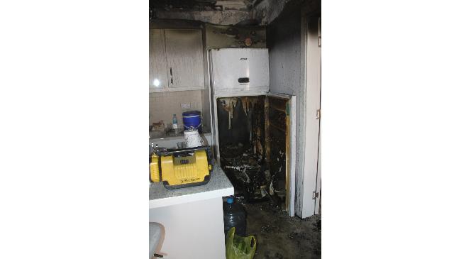 Didim’de buzdolabı az daha evi yakıyordu