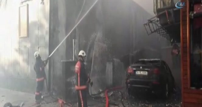 İstanbul&#039;da büyük yangın