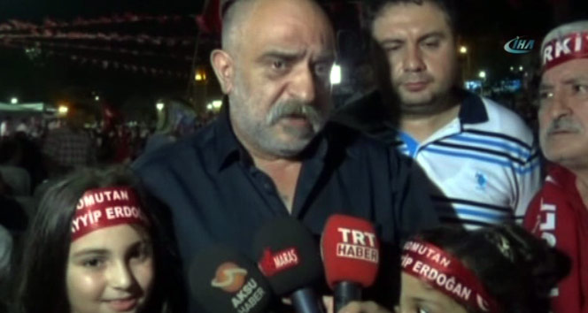 Diriliş Ertuğrul'un Deli Demir'i Çevik: Halkımla beraber demokrasi nöbetine devam