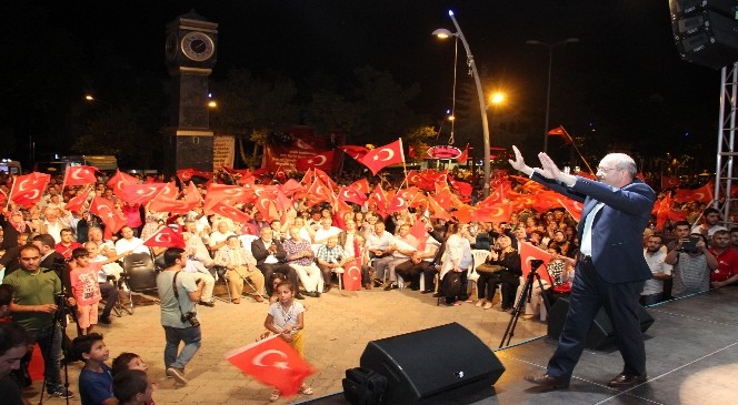 Çankırılılar demokrasi nöbetine devam ediyor