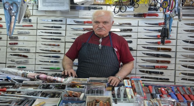 Bıçakçılar bayrama hazır