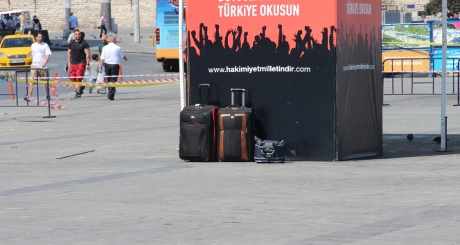 Taksim&#039;de şüpheli bavul alarmı