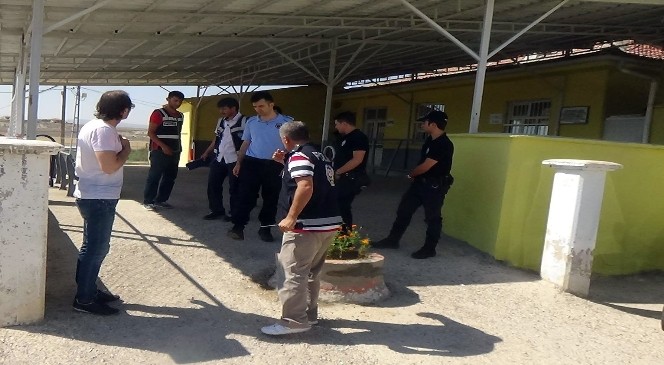 Karaman’da FETÖ operasyonunda adliye ve cezaevlerinden 20 kişi gözaltına alındı