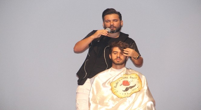 Elazığ’da erkek kuaförlere seminer verildi