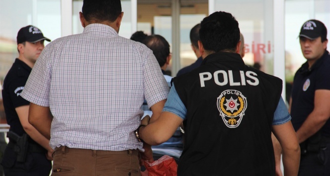 Balıkesir&#039;de 24 kişi FETÖ&#039;den tutuklandı