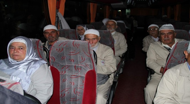 Yozgat’ta hacı adayları kutsal topraklara uğurlandı