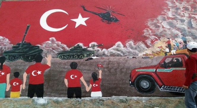 Darbe girişimini ve direnişini duvara resmetti