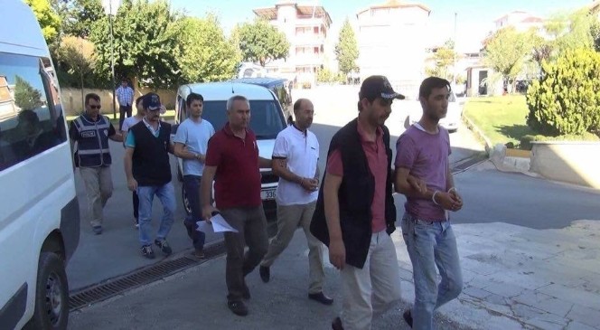 Karaman’da FETÖ operasyonuna 2 tutuklama