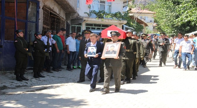Şehit Üsteğmen, Karaman’da toprağa verildi