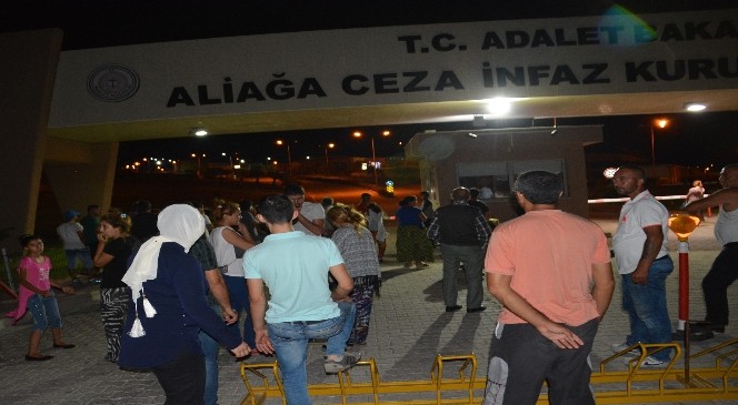 Şakran Cezaevi’nde tahliyeler başladı.