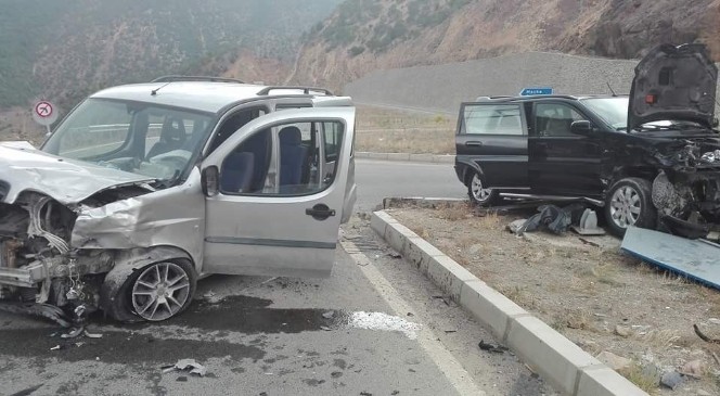 Gümüşhane’de trafik kazası: 8 yaralı