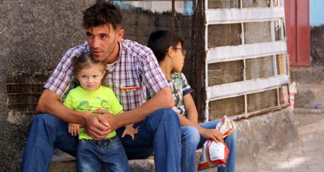 Acılı baba: &#039;Türk, Kürt, Laz hepimiz kardeşiz&#039;