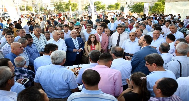 Mersin’de ’Demokrasi Kavşağı Bat-Çık Projesi’nin temeli atıldı