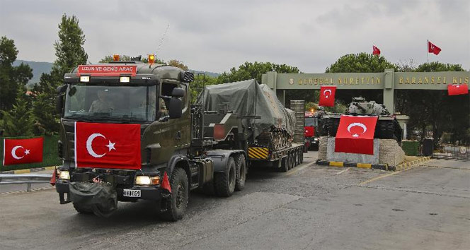 İstanbul&#039;daki tanklar taşınmaya devam ediyor