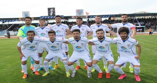 Didim Belediyespor’de 4 futbolcu ile yollar ayrıldı