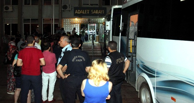 Aydın’da 366 kişi tutuklandı, 1030 personel görevden uzaklaştırıldı