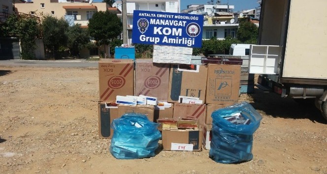 Manavgat’ta 6 bin paket kaçak sigara ele geçirildi