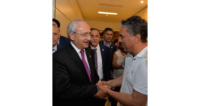 Başkan Uysal, CHP Lideri Kılıçdaroğlu’nu karşılama törenine katıldı