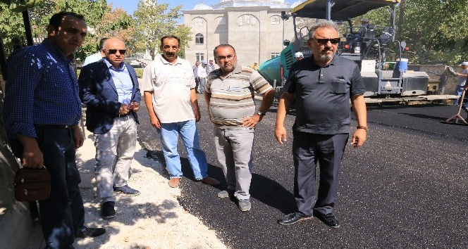 Karaman’da asfalt çalışmaları sürüyor