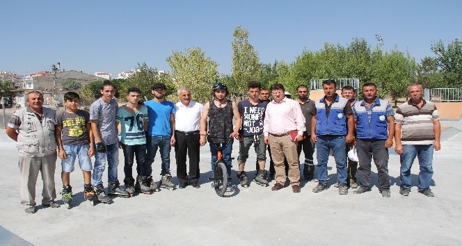 İncesu Belediye Başkanı Karayol, gençlere verdiği sözü yerine getirdi