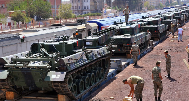 İstanbul 2. Zırhlı Tugay Komutalığı&#039;ndaki tanklar İslahiye&#039;ye taşınıyor