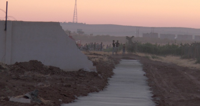 Suriye sınırında duvar gerginliği