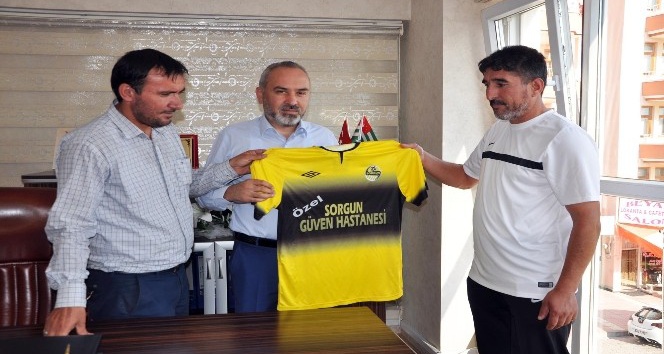 Sorgun Belediyespor’a forma desteği