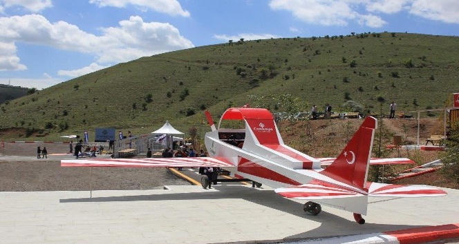 Model uçak keyfi Vecihi Hürkuş’da yaşanıyor
