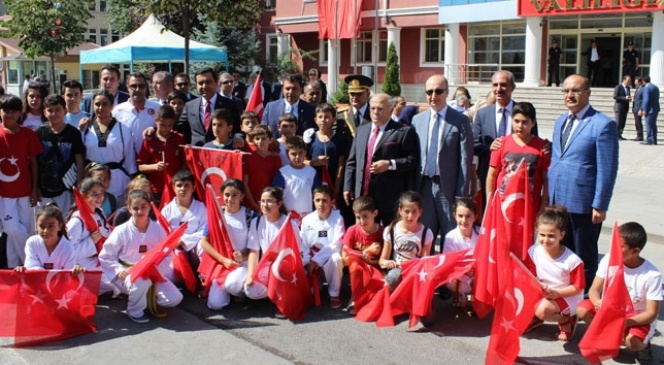 Kırşehir’de 30 Ağustos Zafer Bayramı kutlamaları