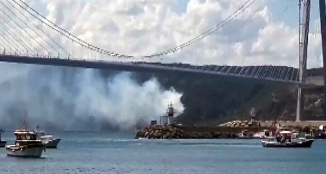 Yavuz Sultan Selim Köprüsü yakınında korkutan yangın!
