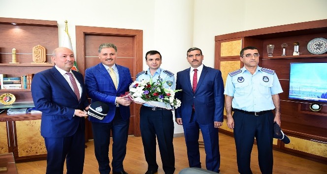 Çakır: “Büyükşehir Zabıtası, başarılı bir görev yürütüyor”