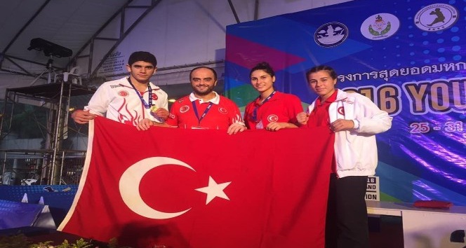 Ataşbak: “Kentimizden iki dünya şampiyonu çıkmasının gururunu yaşıyoruz”