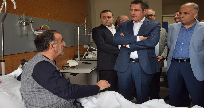 Başbakan Yardımcısı Canikli, bayramı Giresun’da karşıladı