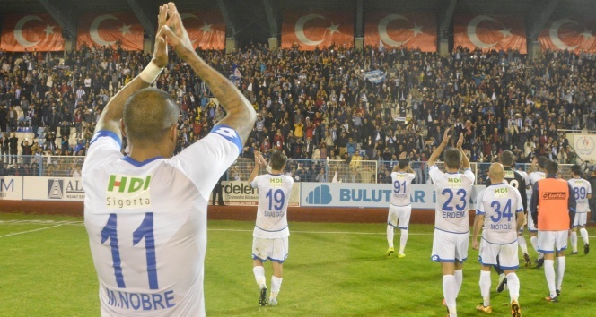 BB Erzurumspor’da Selçukspor galibiyeti sevinci