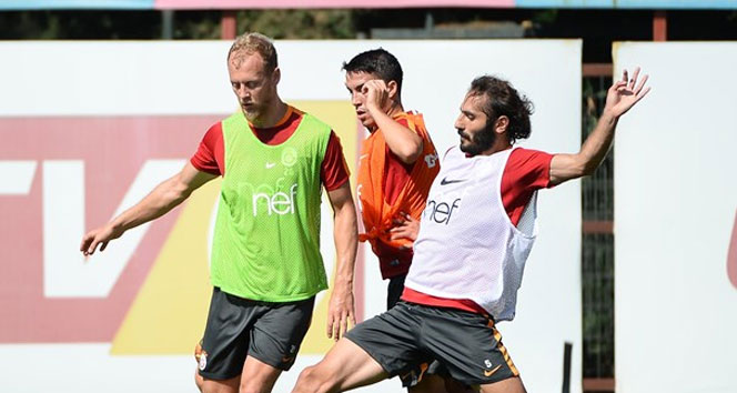 Galatasaray, derbi hazırlıklarına başladı