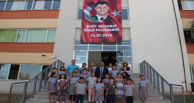Şehit Halisdemir’in adı Manisa’da ölümsüzleşti