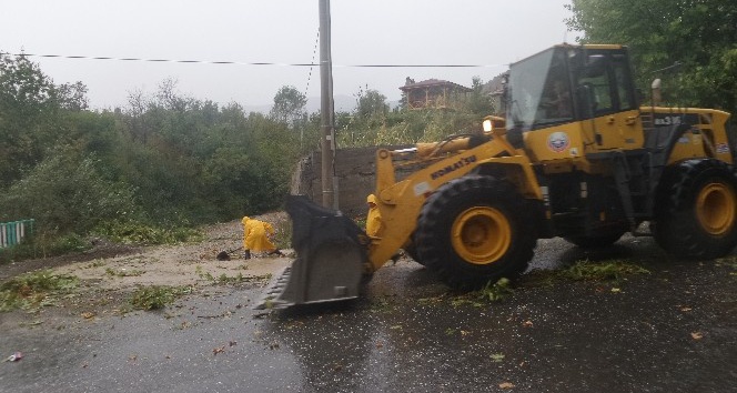 Tosya’da fırtına evlerin çatısını uçurdu, 1 kişi yaralandı