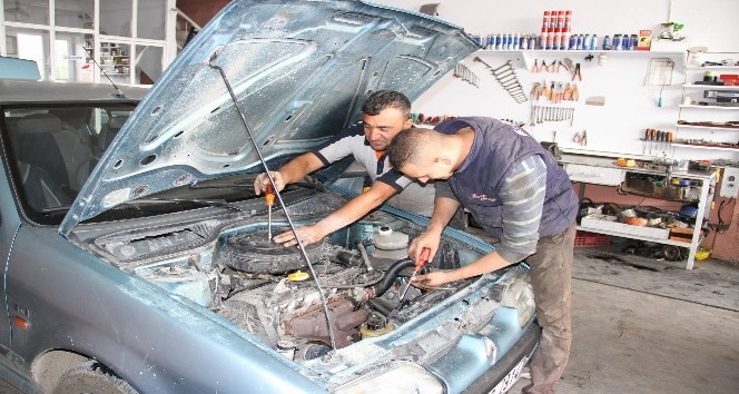 Oto tamir ustalarından araç sahiplerine uyarı