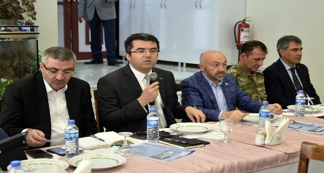 Gümüşhane 9,5 saatlik toplantıyla masaya yatırıldı