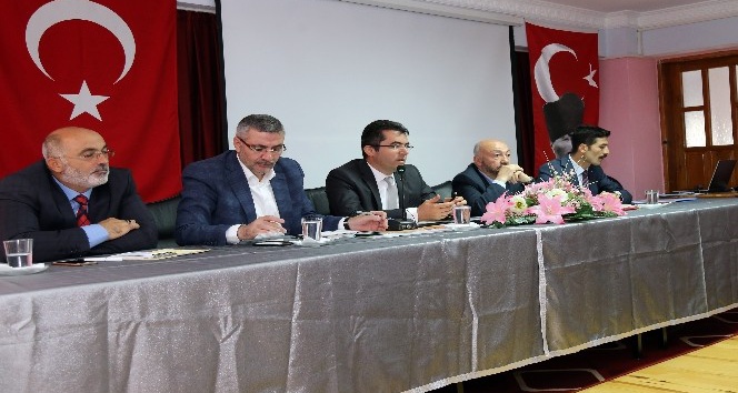 Torul’da muhtarlar toplantısı